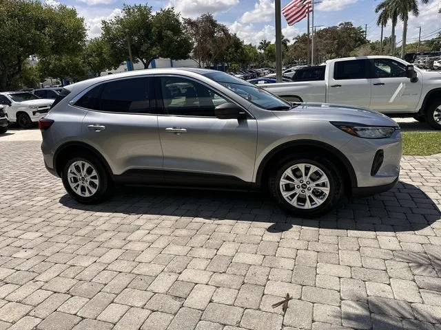 2023 Ford Escape Active photo 15