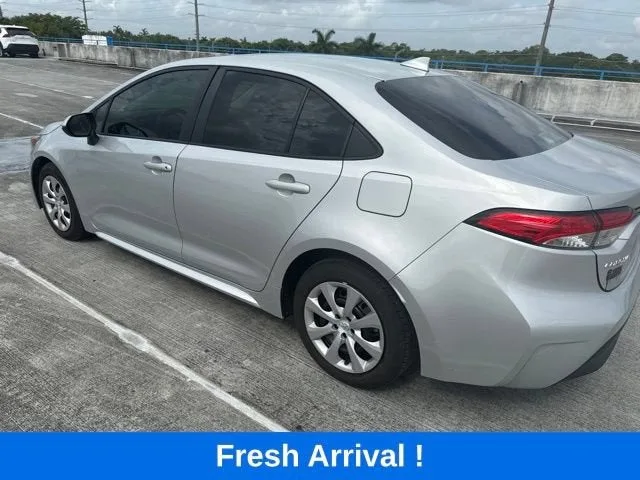 2024 Toyota Corolla LE photo 14
