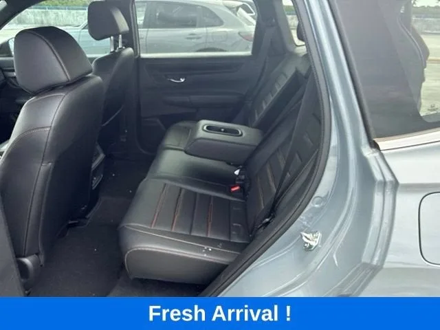 2025 Honda CR-V Hybrid Sport-L photo 3