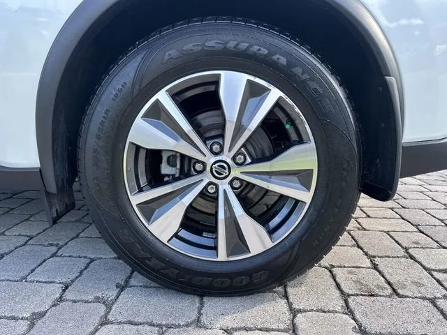 2022 Nissan Murano SV photo 11
