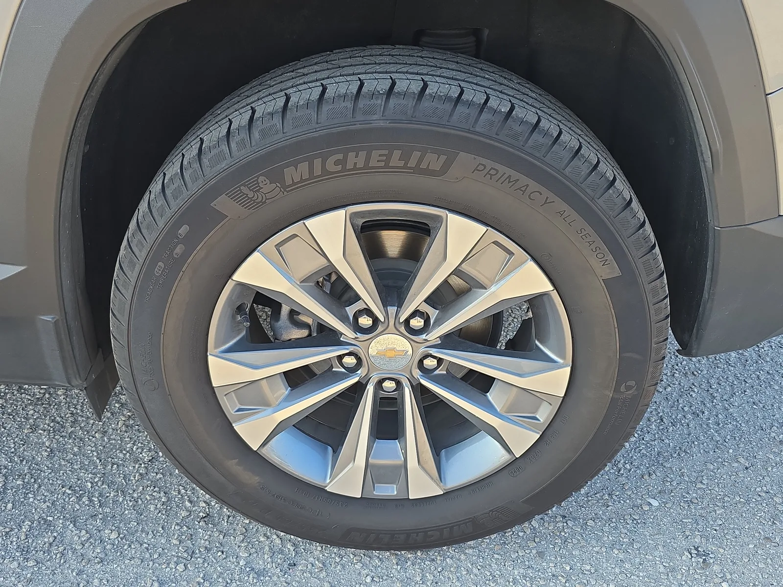2025 Chevrolet Equinox LT photo 12