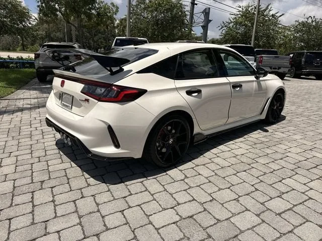 2025 Honda Civic Type R 5DR HB MT photo 39