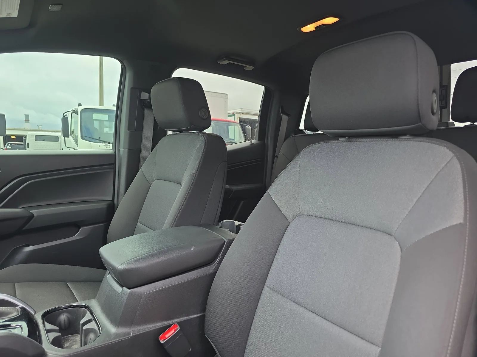 2025 Chevrolet Colorado Trail Boss photo 24