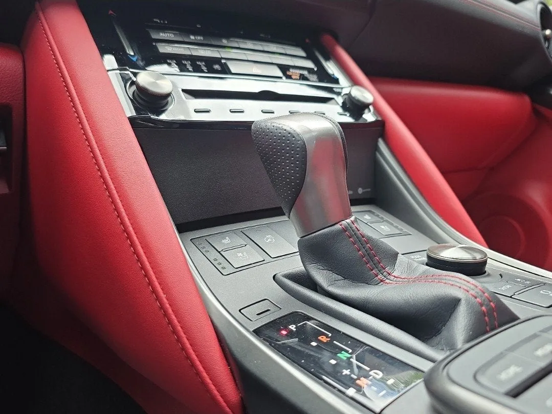 2023 Lexus IS IS 350 F SPORT photo 32
