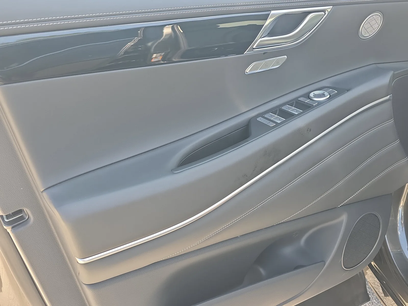 2026 Genesis GV80 2.5T photo 21