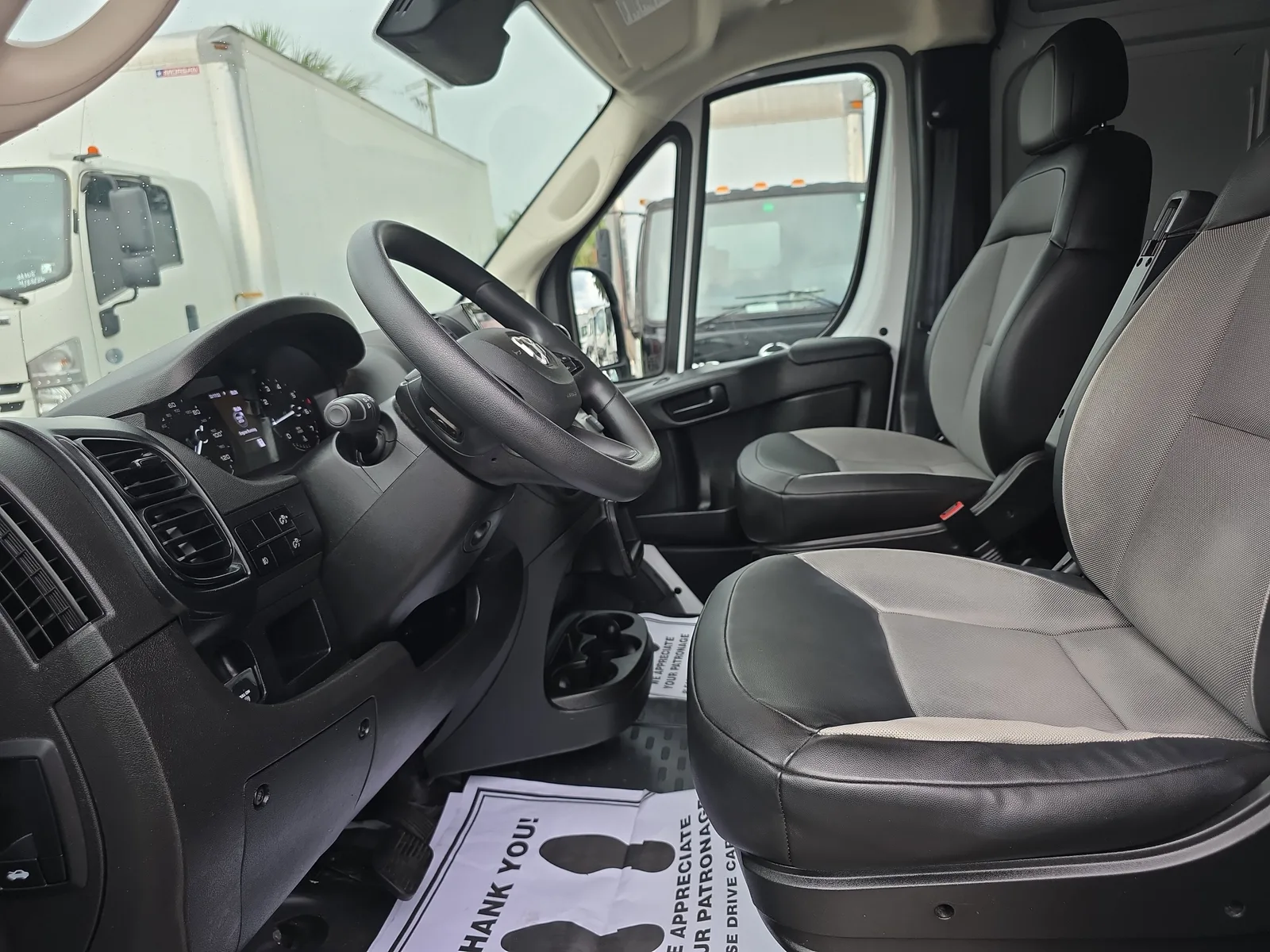 2024 RAM ProMaster Cargo Van Tradesman photo 24