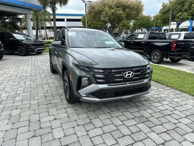 2025 Hyundai Tucson SEL photo 17