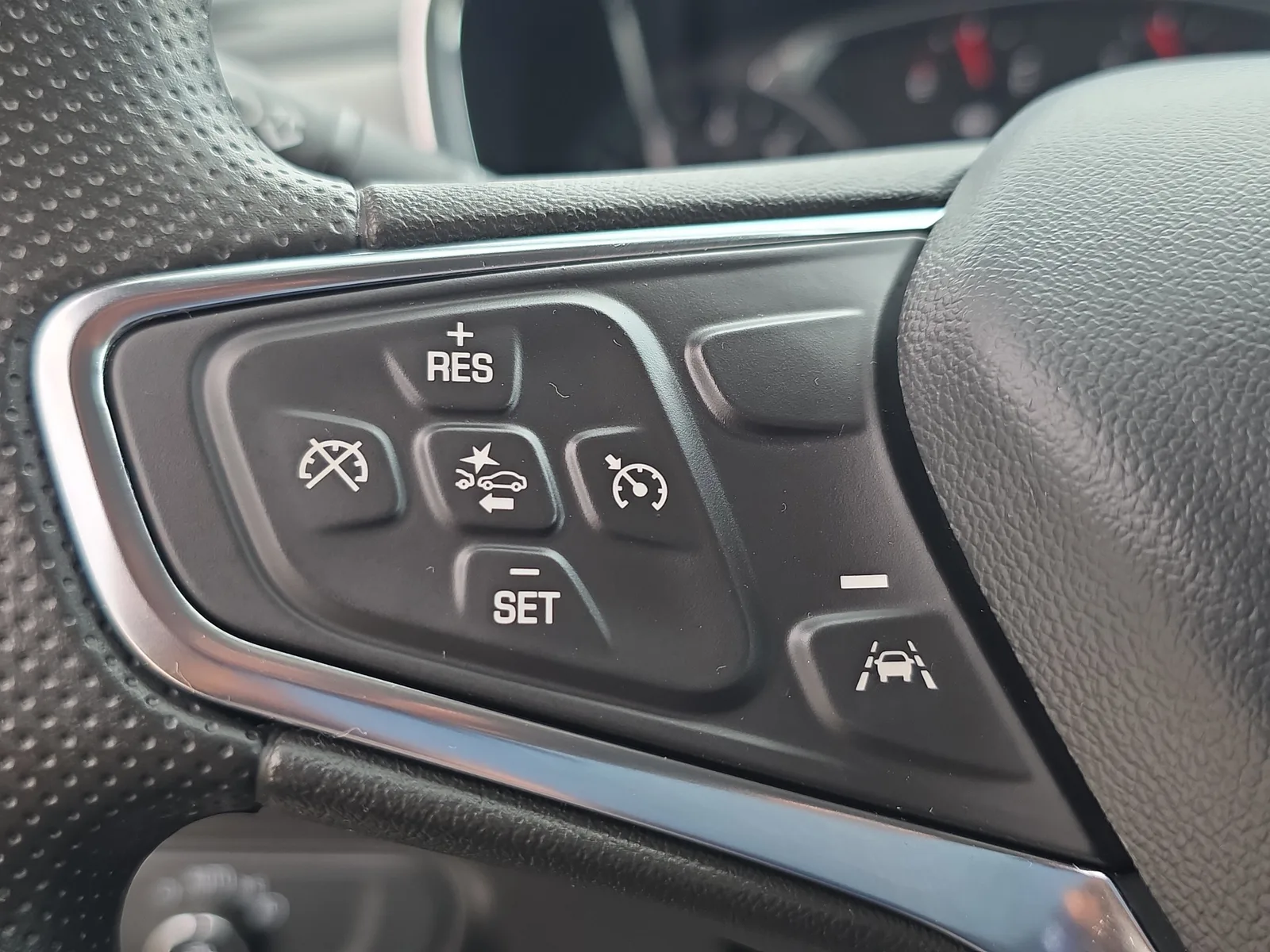 2023 Chevrolet Equinox LT photo 28