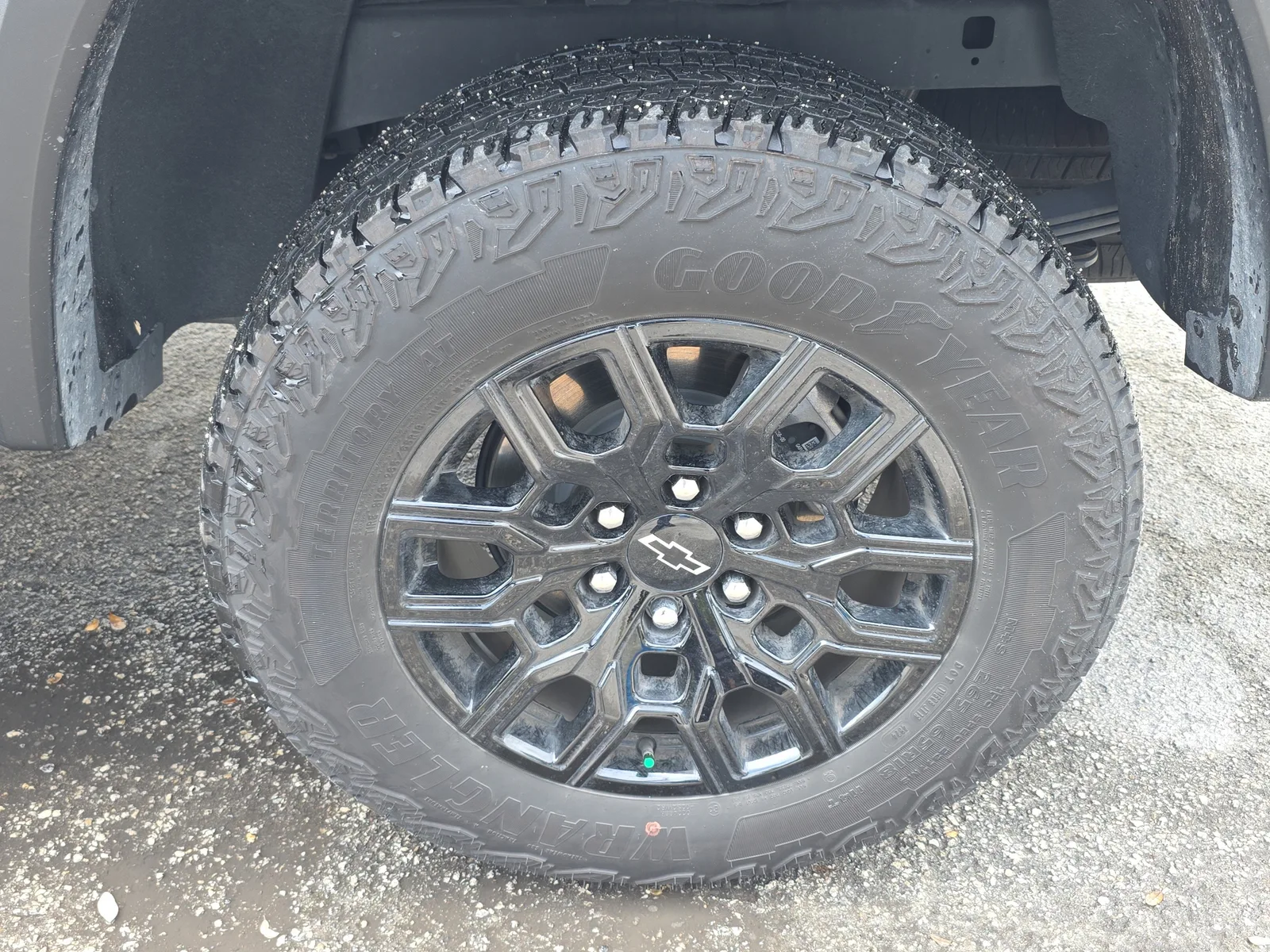 2025 Chevrolet Colorado Trail Boss photo 12