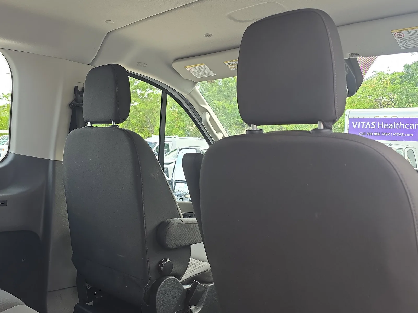 2024 Ford Transit Passenger Wagon XL photo 14