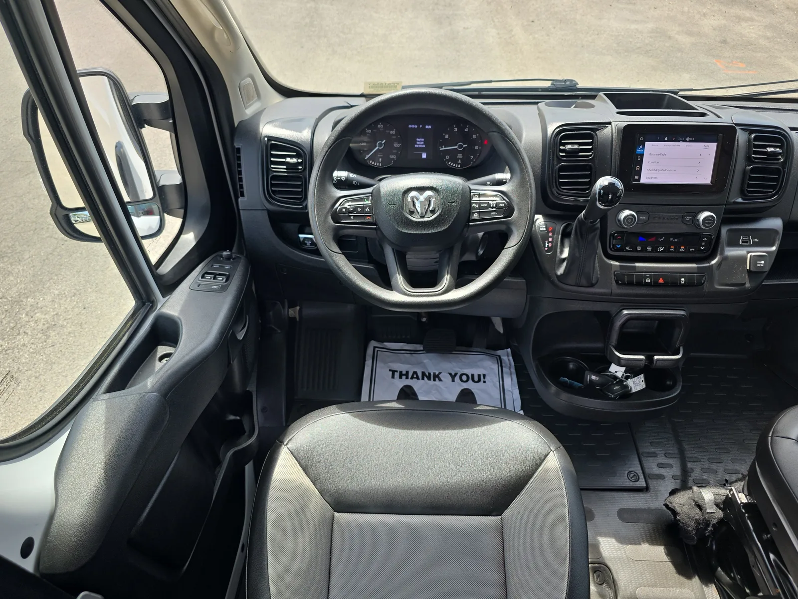 2025 RAM ProMaster Cargo Van Tradesman photo 19