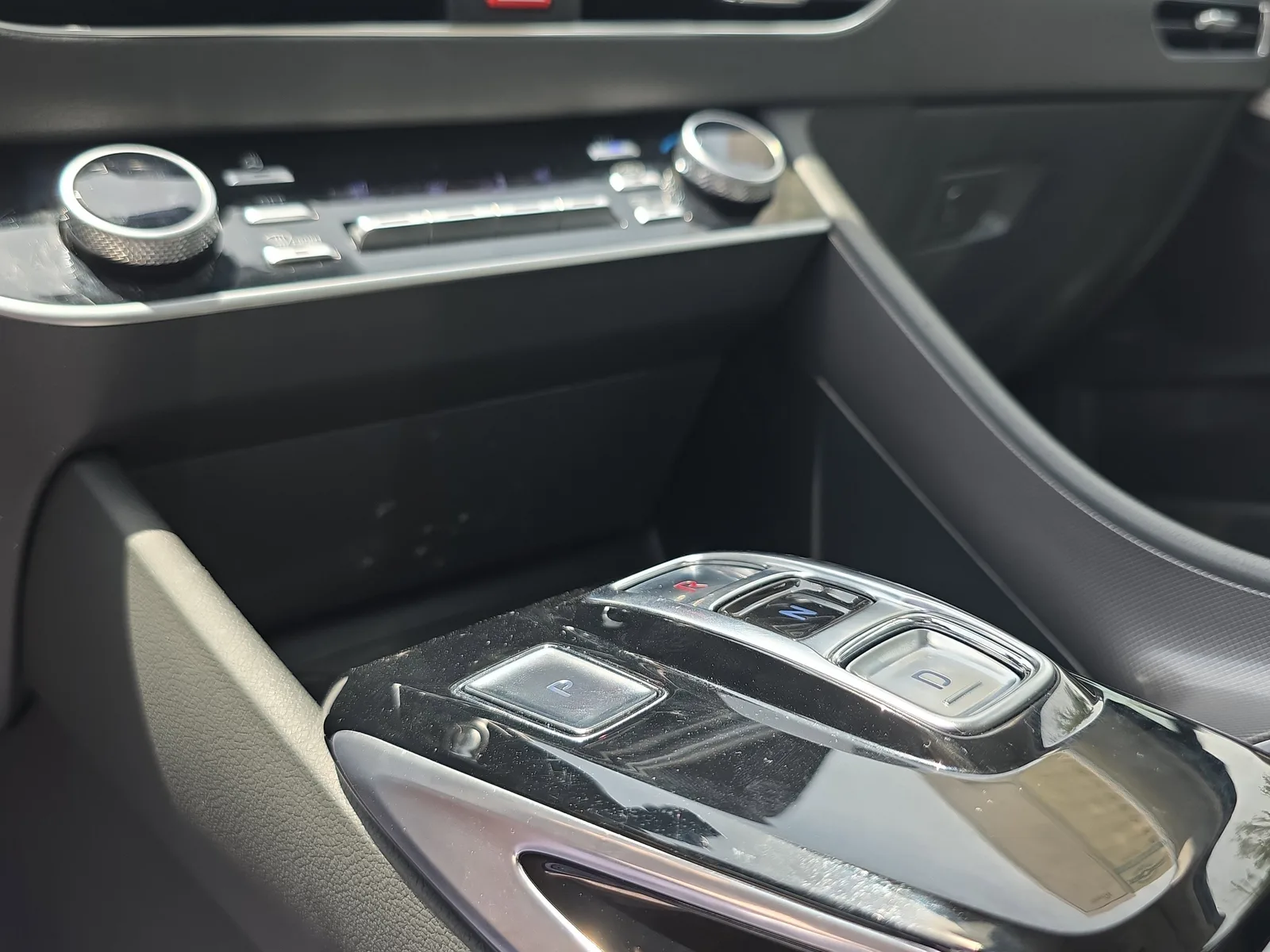 2023 Hyundai Sonata Limited photo 32