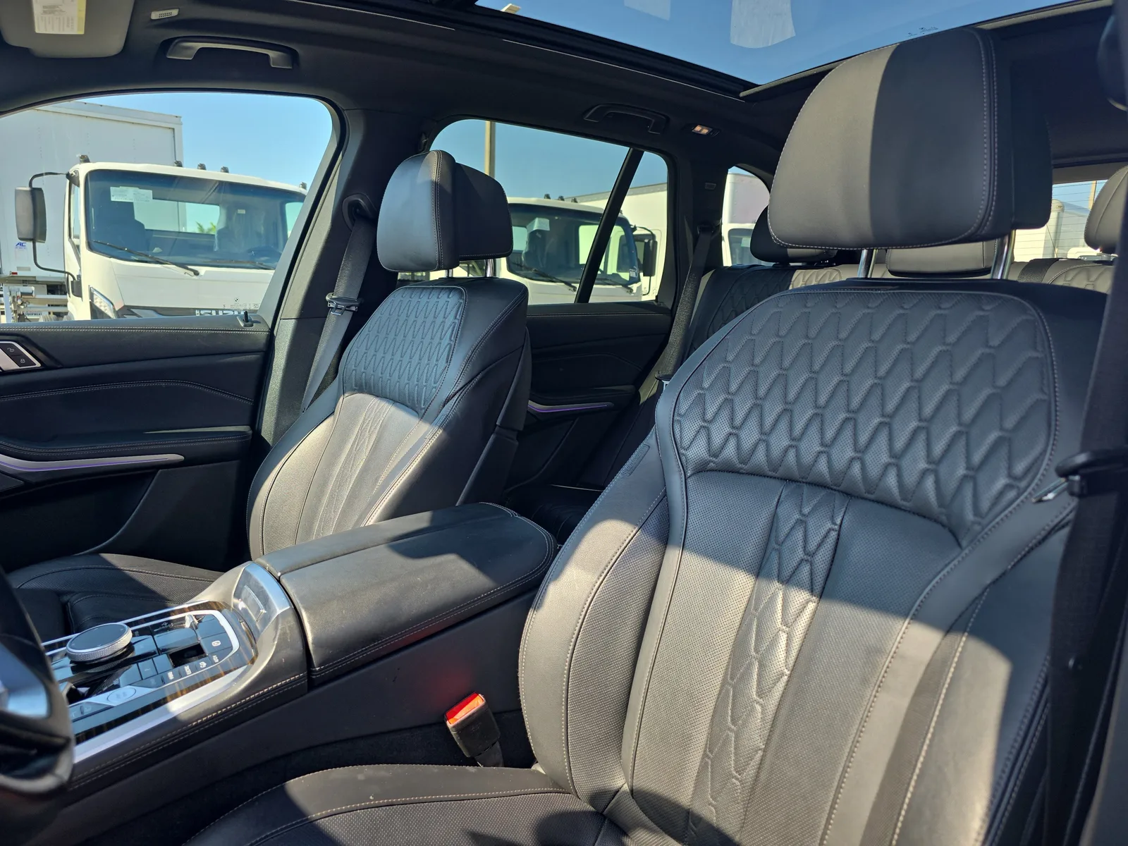 2025 BMW X5 xDrive50e photo 25