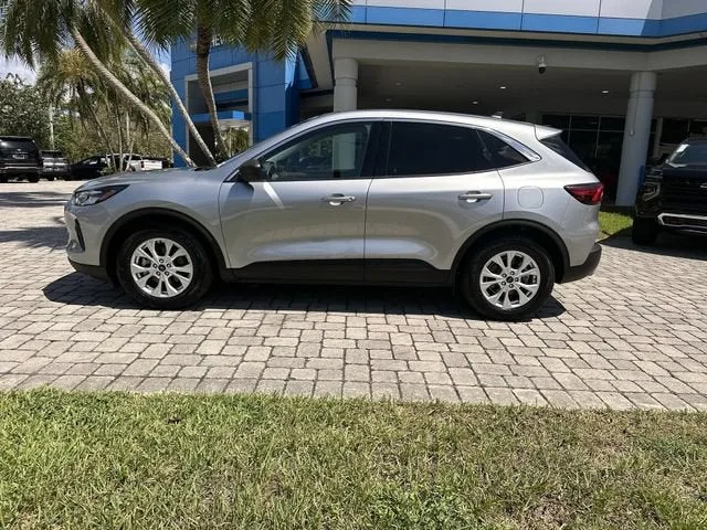 2023 Ford Escape Active photo 32