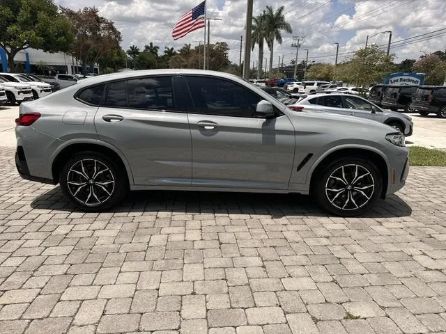 2023 BMW X4 xDrive30i photo 14
