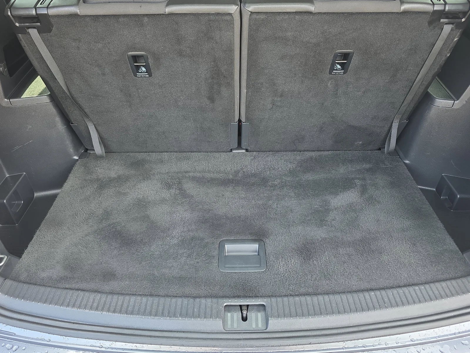 2024 Volkswagen Atlas 2.0T SE w/Technology photo 12