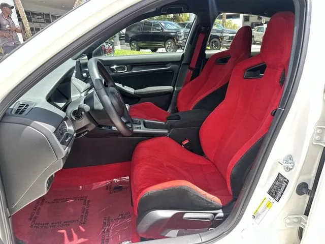 2025 Honda Civic Type R 5DR HB MT photo 30