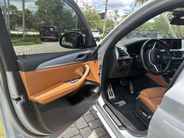 2023 BMW X4 xDrive30i photo 22