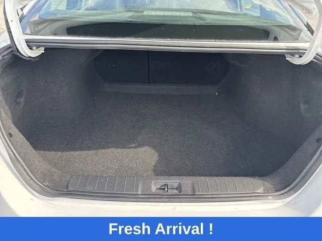 2024 Nissan Sentra S photo 4