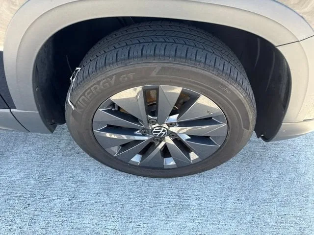 2022 Volkswagen Taos S photo 19