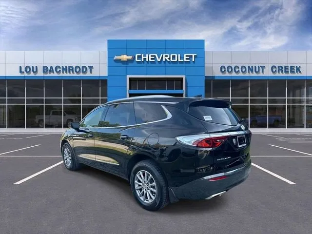 2023 Buick Enclave Essence photo 6