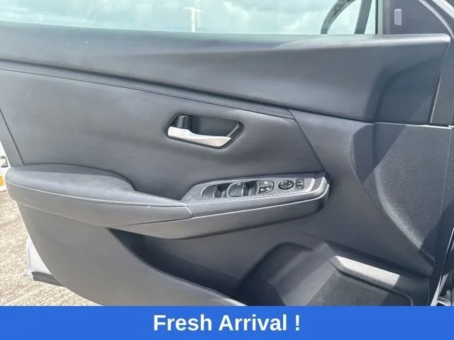 2024 Nissan Sentra SV photo 11