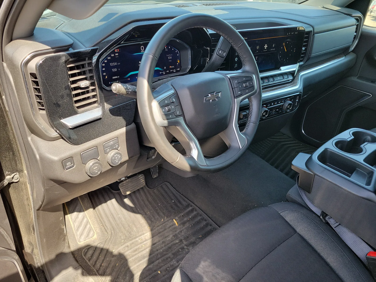2026 Chevrolet Silverado 1500 RST photo 13