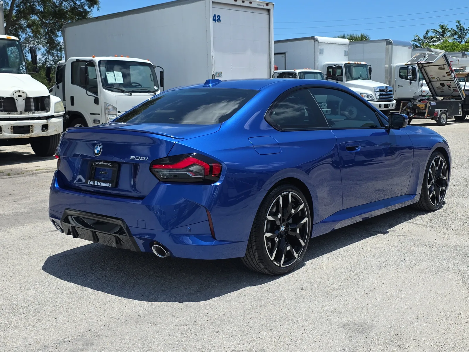 2025 BMW 2 Series 230i photo 7