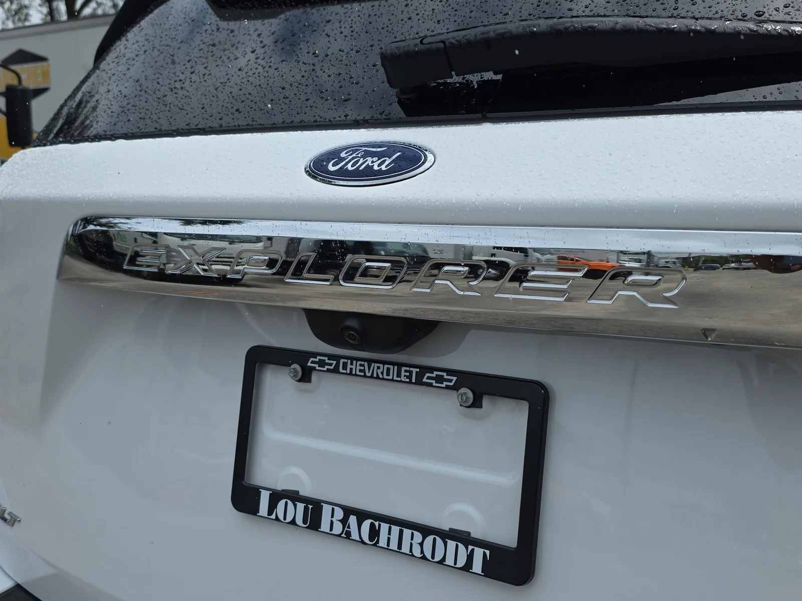 2024 Ford Explorer XLT photo 9