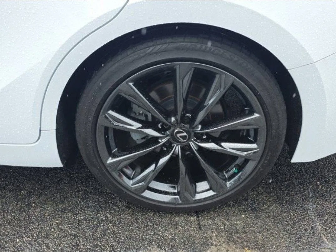 2023 Lexus IS IS 350 F SPORT photo 10