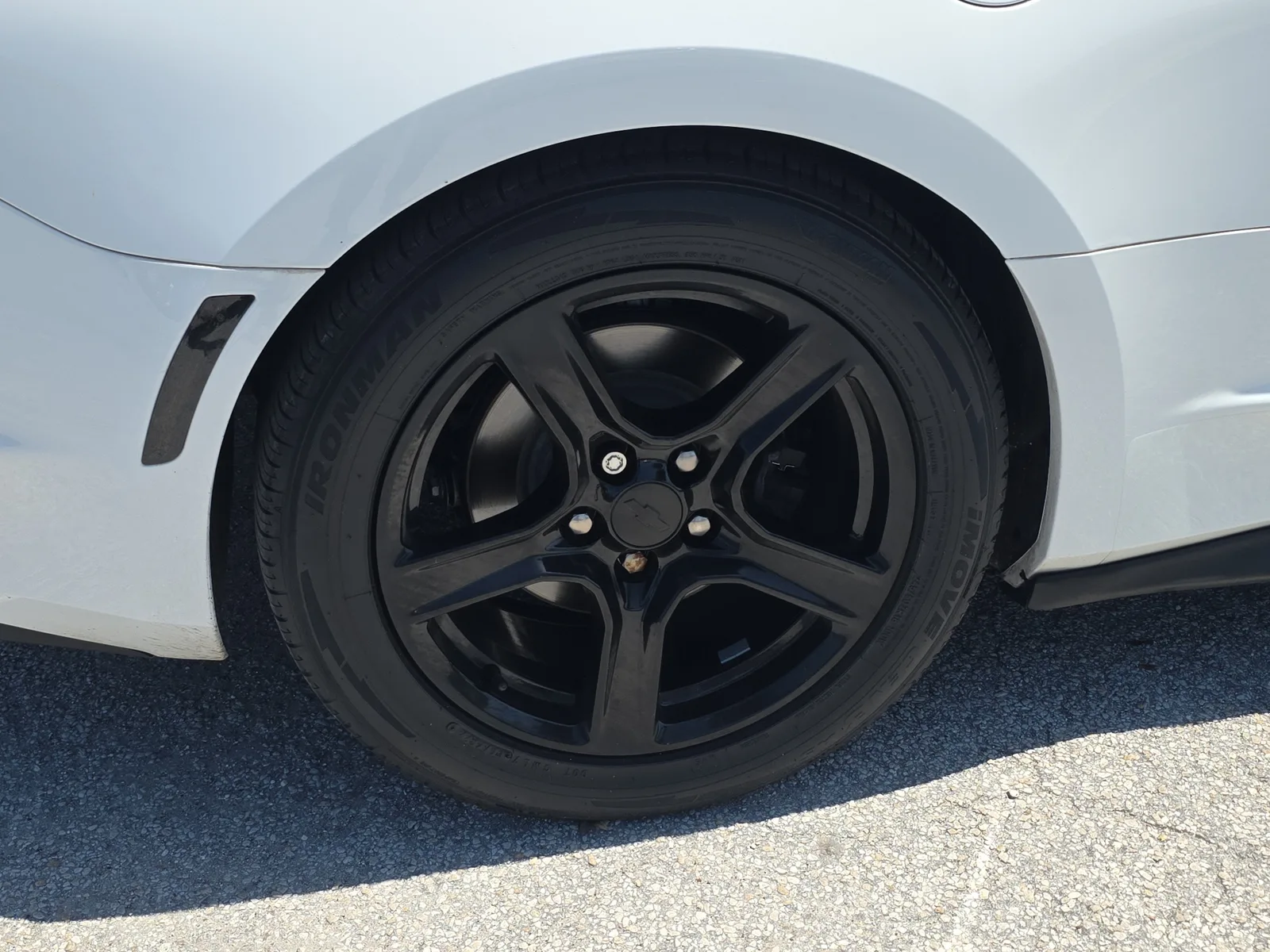 2019 Chevrolet Camaro 1LT photo 4