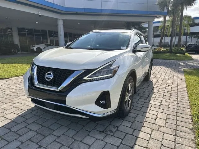2022 Nissan Murano SV photo 21
