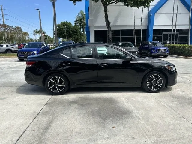 2024 Nissan Sentra SV photo 21