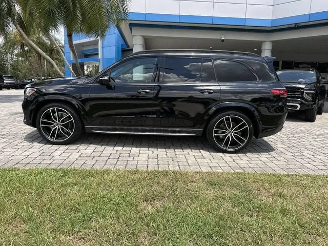 2023 Mercedes-Benz GLS GLS 580 photo 32