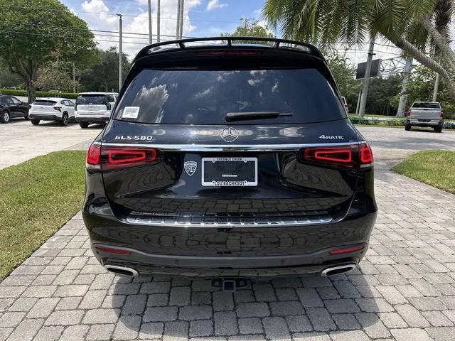 2023 Mercedes-Benz GLS GLS 580 photo 36