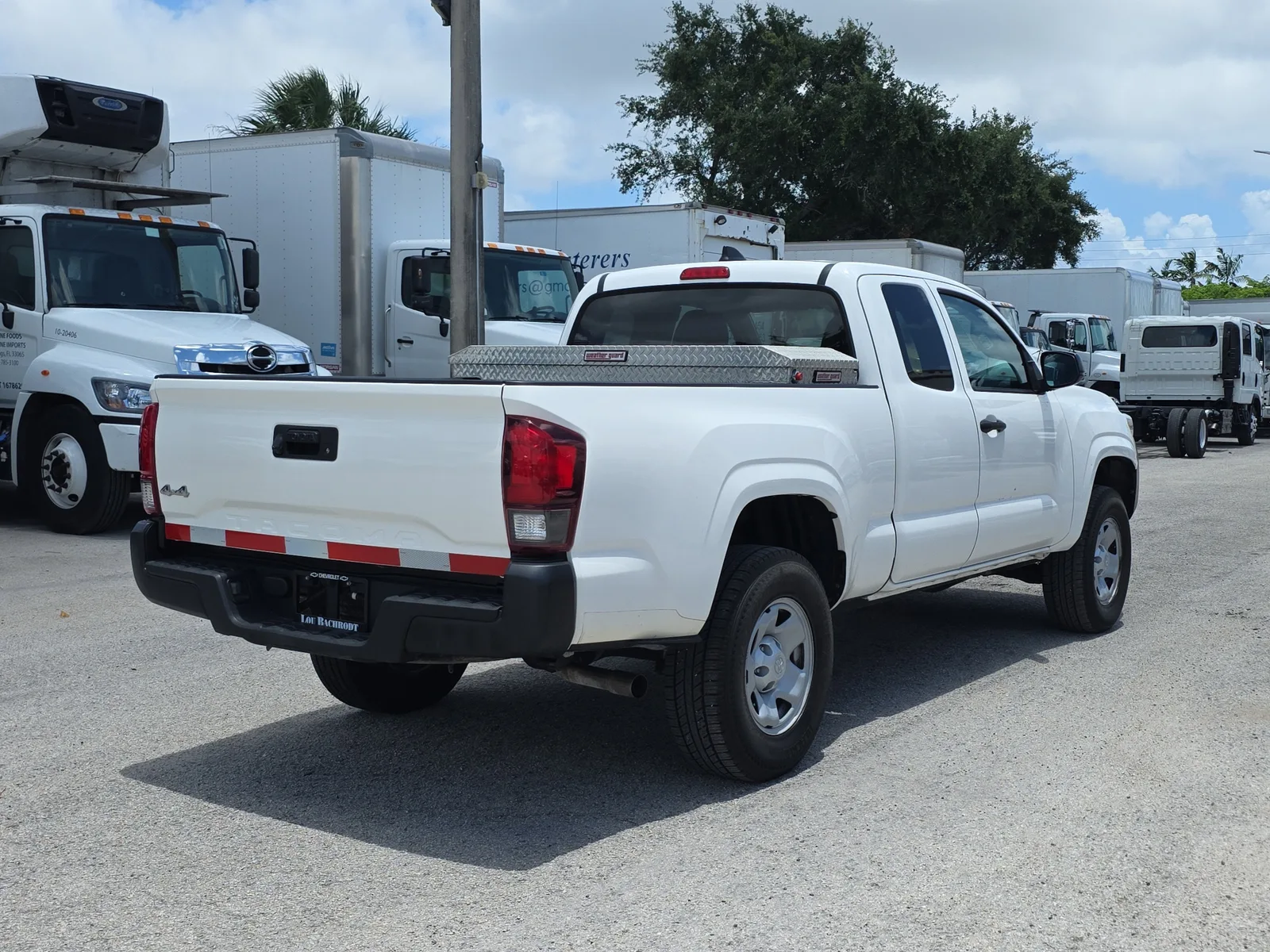 2021 Toyota Tacoma 4WD SR photo 7