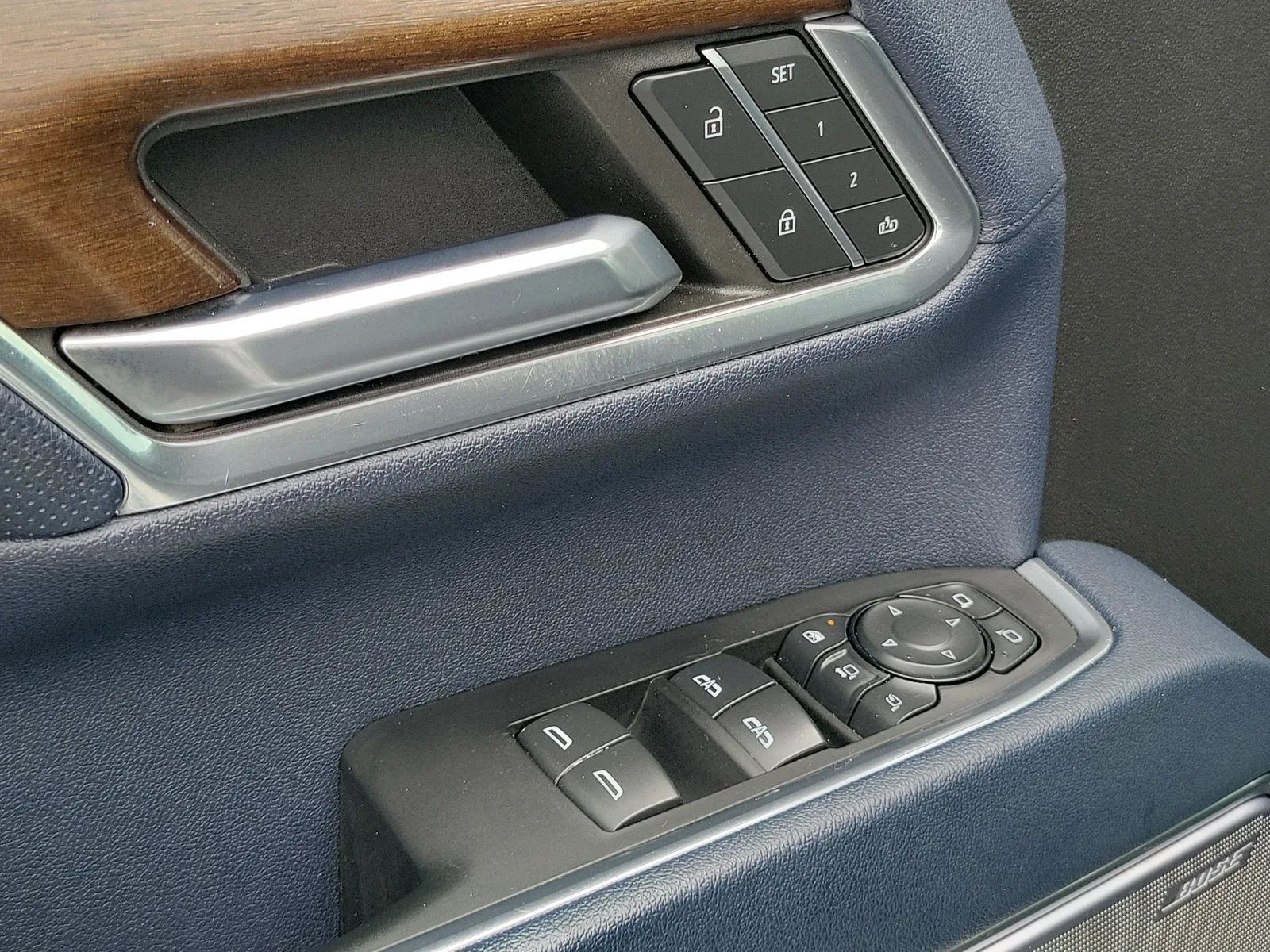 2024 Chevrolet Silverado 2500 HD High Country photo 20