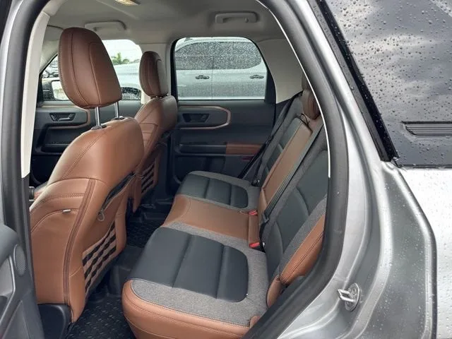 2023 Ford Bronco Sport Outer Banks photo 3