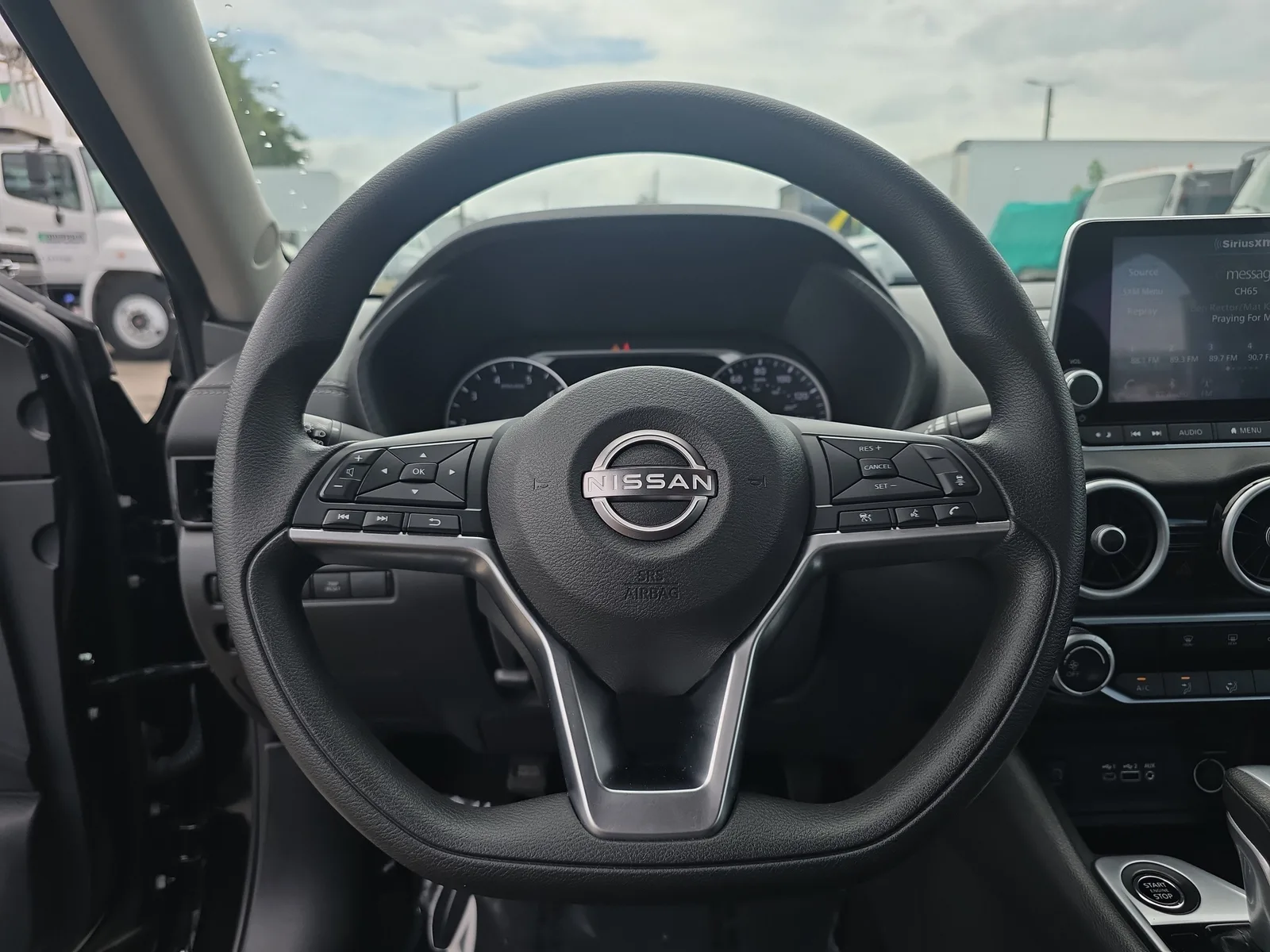 2025 Nissan Sentra SV photo 26