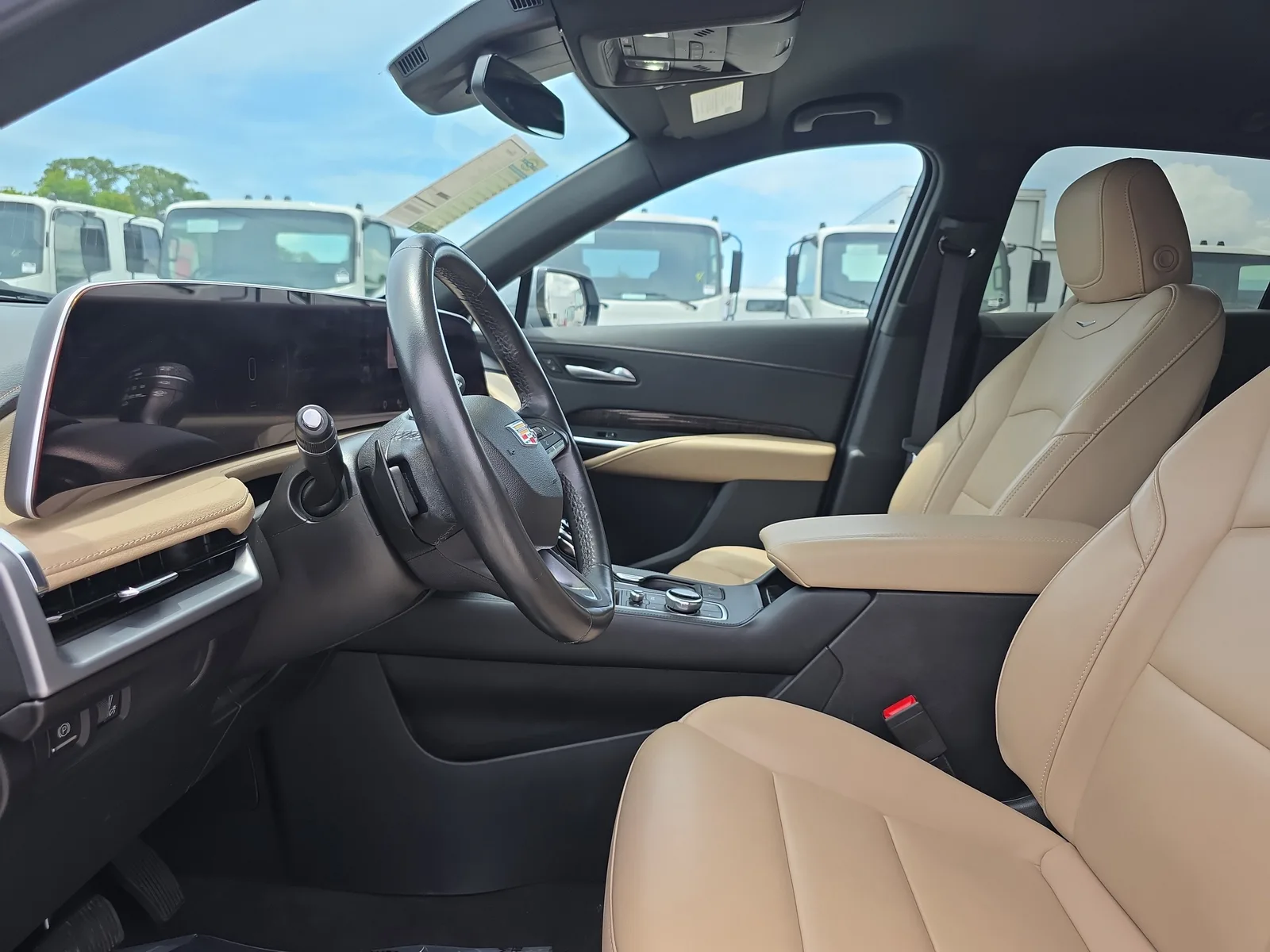 2025 Cadillac XT4 Premium Luxury photo 24