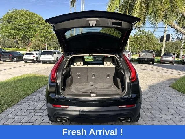 2023 Cadillac XT4 FWD Luxury photo 28