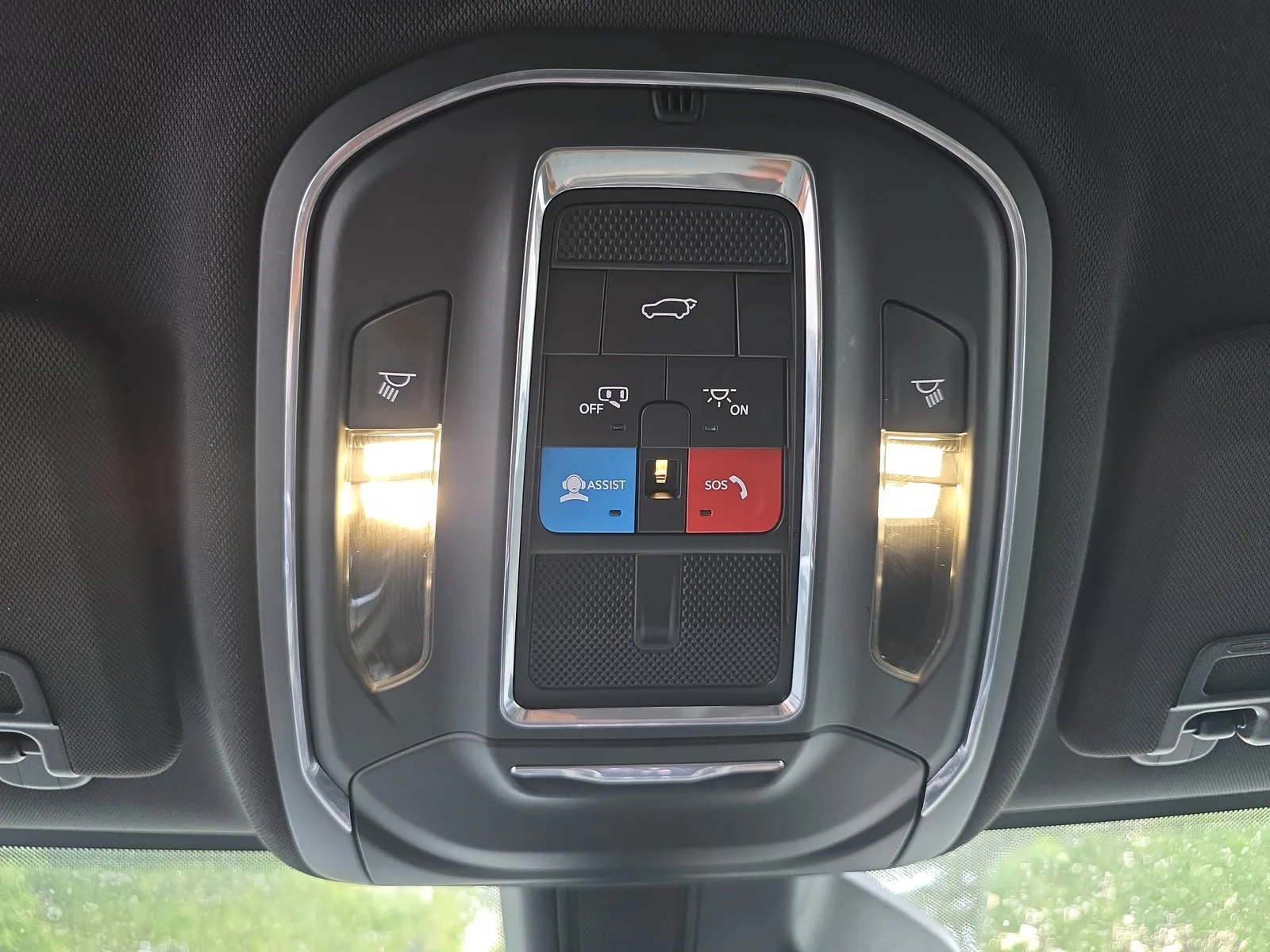 2023 Jeep Grand Cherokee L Altitude photo 28
