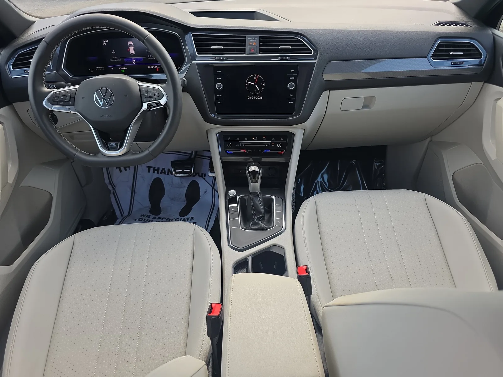2023 Volkswagen Tiguan SE R-Line Black photo 17