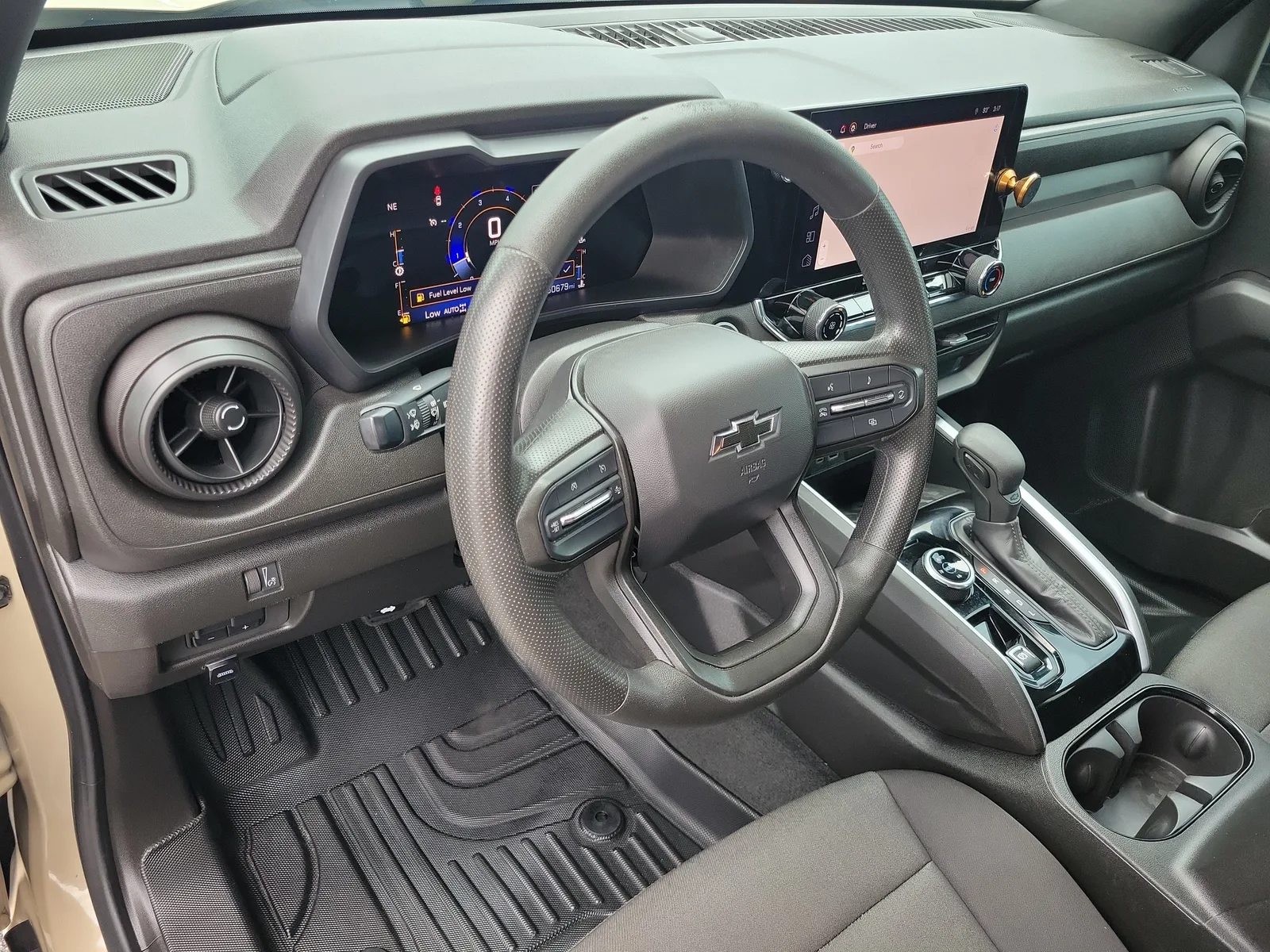 2023 Chevrolet Colorado Trail Boss photo 21