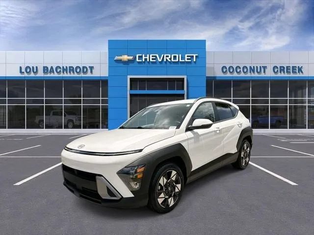2025 Hyundai Kona SEL photo 4