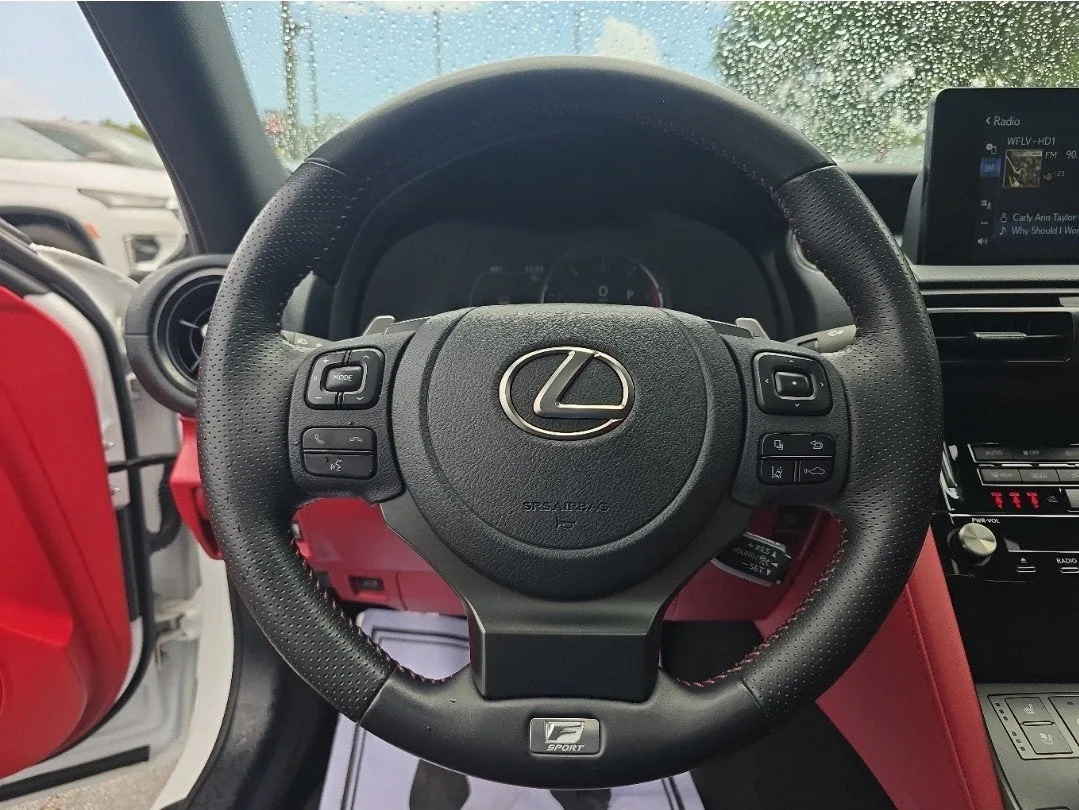 2023 Lexus IS IS 350 F SPORT photo 26