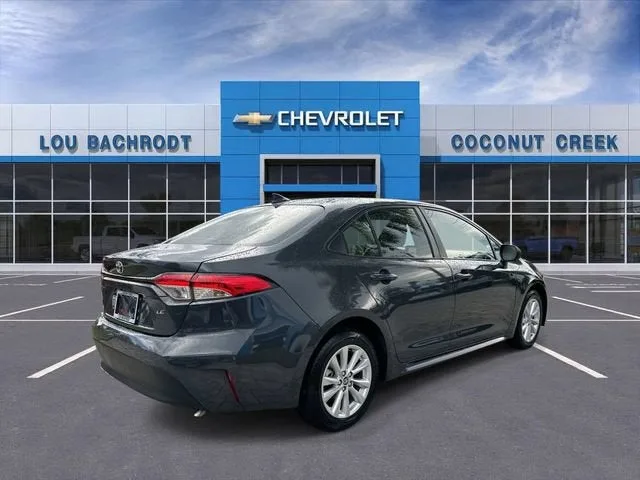 2023 Toyota Corolla LE photo 8
