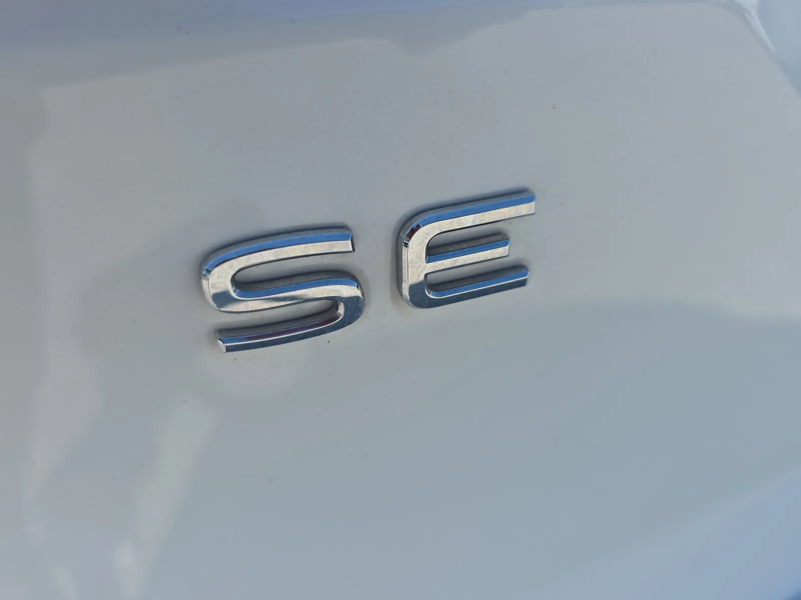 2024 Volkswagen Atlas 2.0T SE w/Technology photo 10