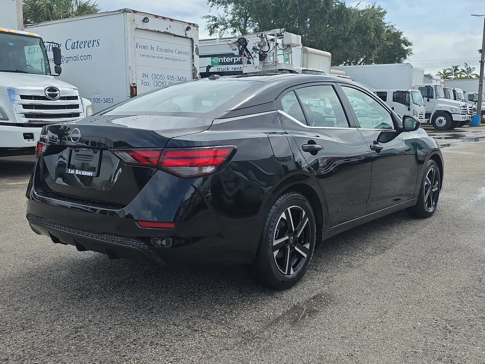 2025 Nissan Sentra SV photo 7