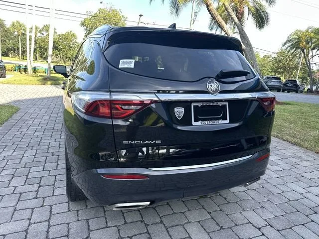 2023 Buick Enclave Essence photo 35